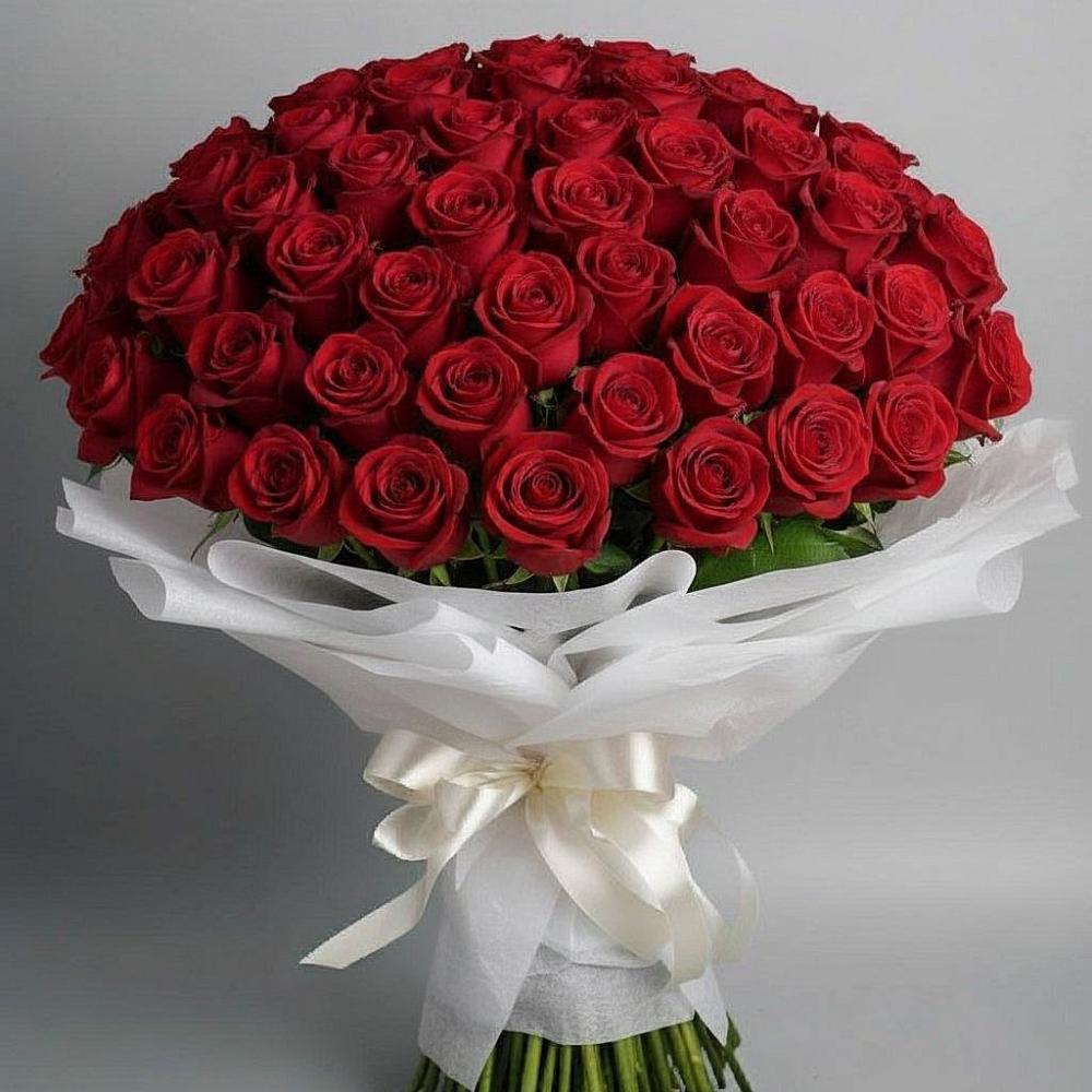 Букет 101 Красная роза Блэк Мэджик в Дракино