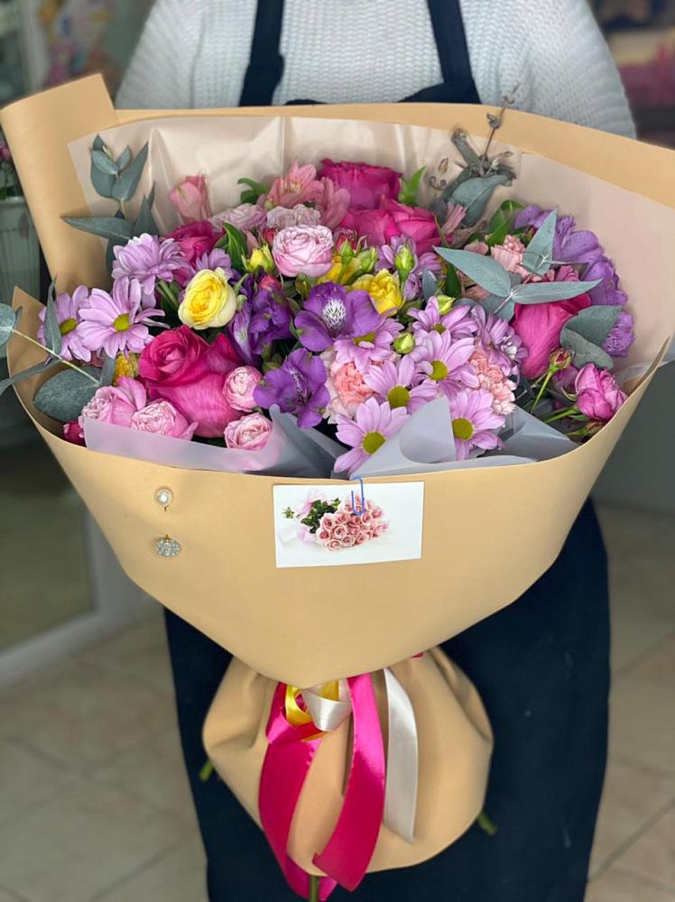 Букет цветов из: Хризантемы, Гвоздики и Альстромерии в Дракино