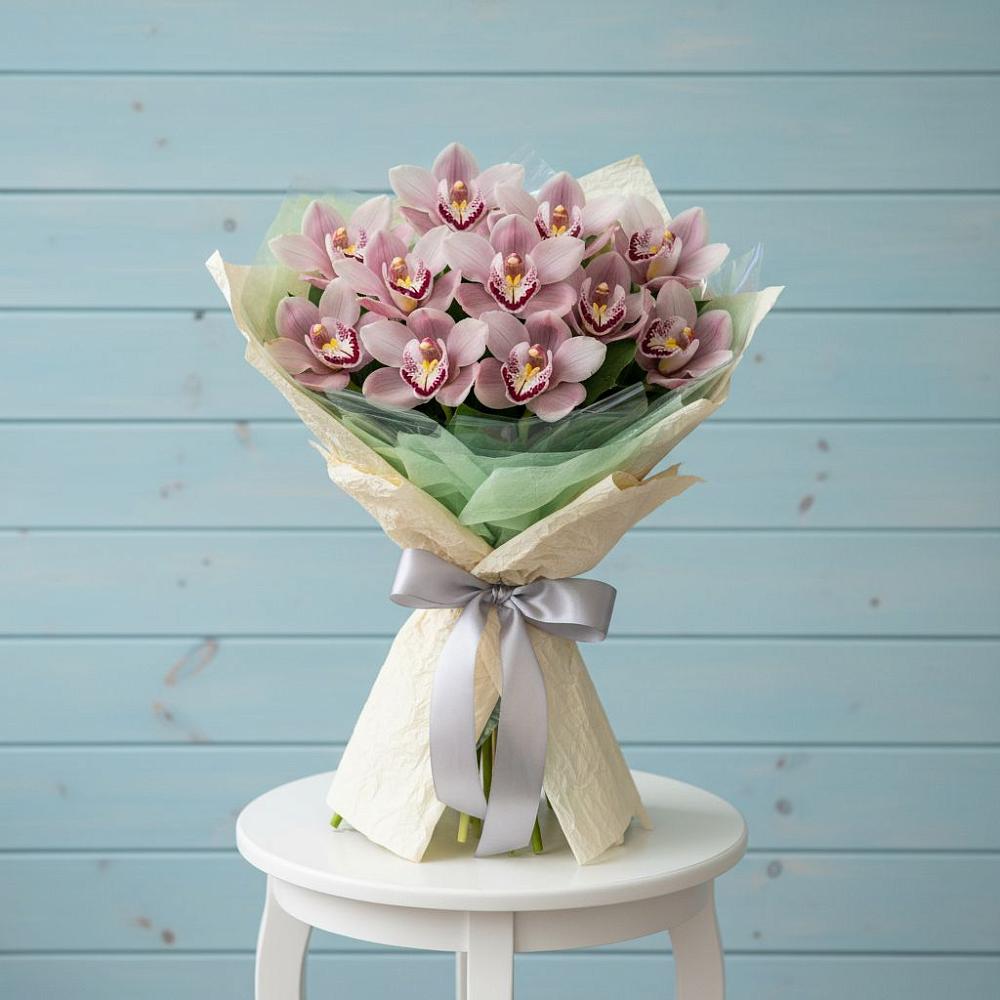 Букет цветов из: Орхидеи и Розы в Дракино