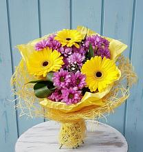 Букет цветов из:  Хризантемы и Герберы в Дракино