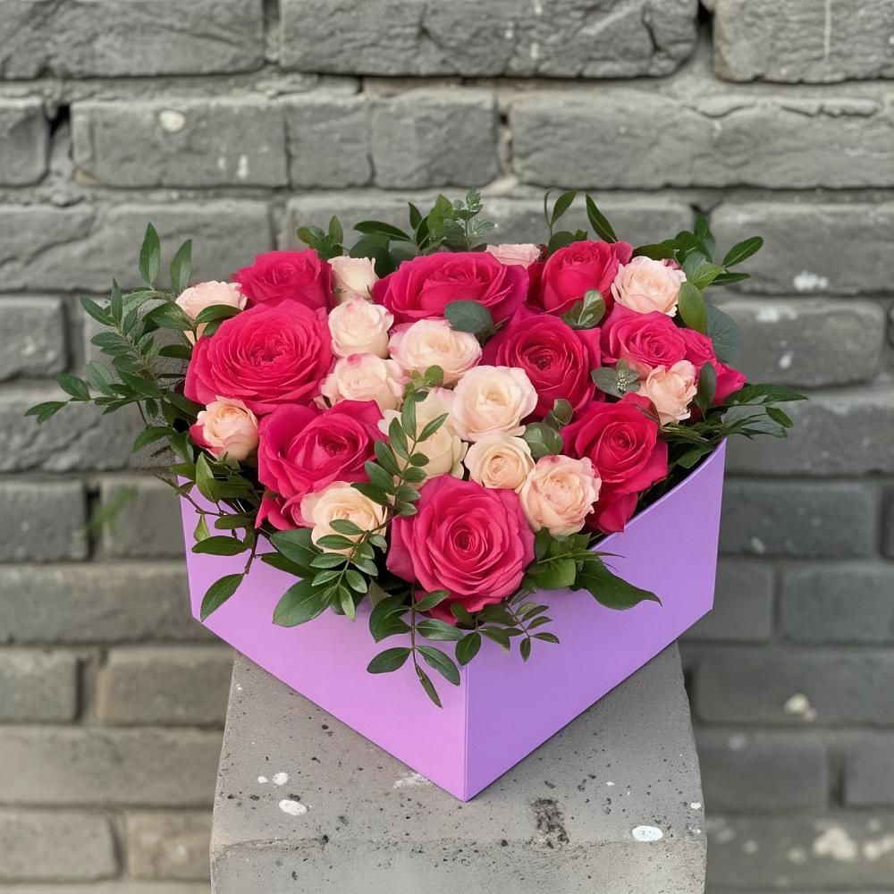 Цветочная композиция из Розы в коробке в Дракино