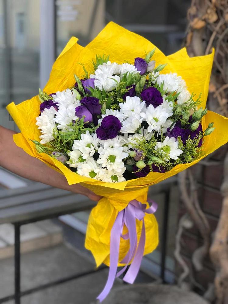 Букет цветов из: Ирисы, Хризантемы и Ромашки в Дракино