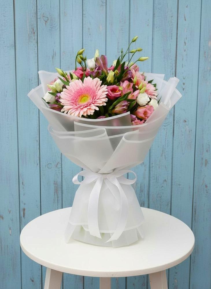 Букет цветов из: Герберы, Альстромерии и Лизиантусы в Дракино