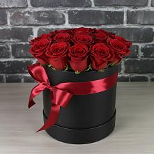 Цветочная композиция из Розы в шляпной коробке в Дракино