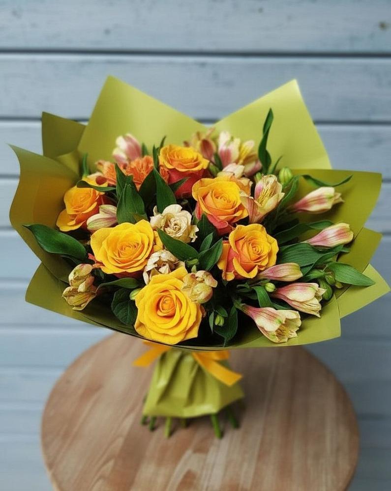 Букет цветов из: Альстромерии и Розы в Дракино