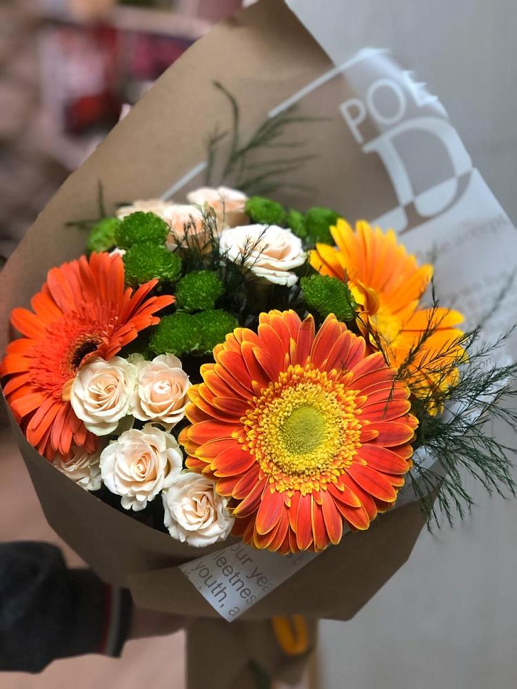 Букет цветов из: Герберы, Хризантемы и Розы в Дракино