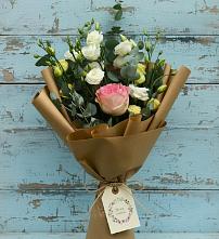 Букет цветов из:  Розы и Лизиантусы в Дракино