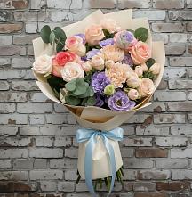 Букет цветов из:  Розы, Лизиантусы и Гвоздики в Дракино