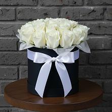 Цветочная композиция из Розы в шляпной коробке #REPLACE_PRED# Дракино