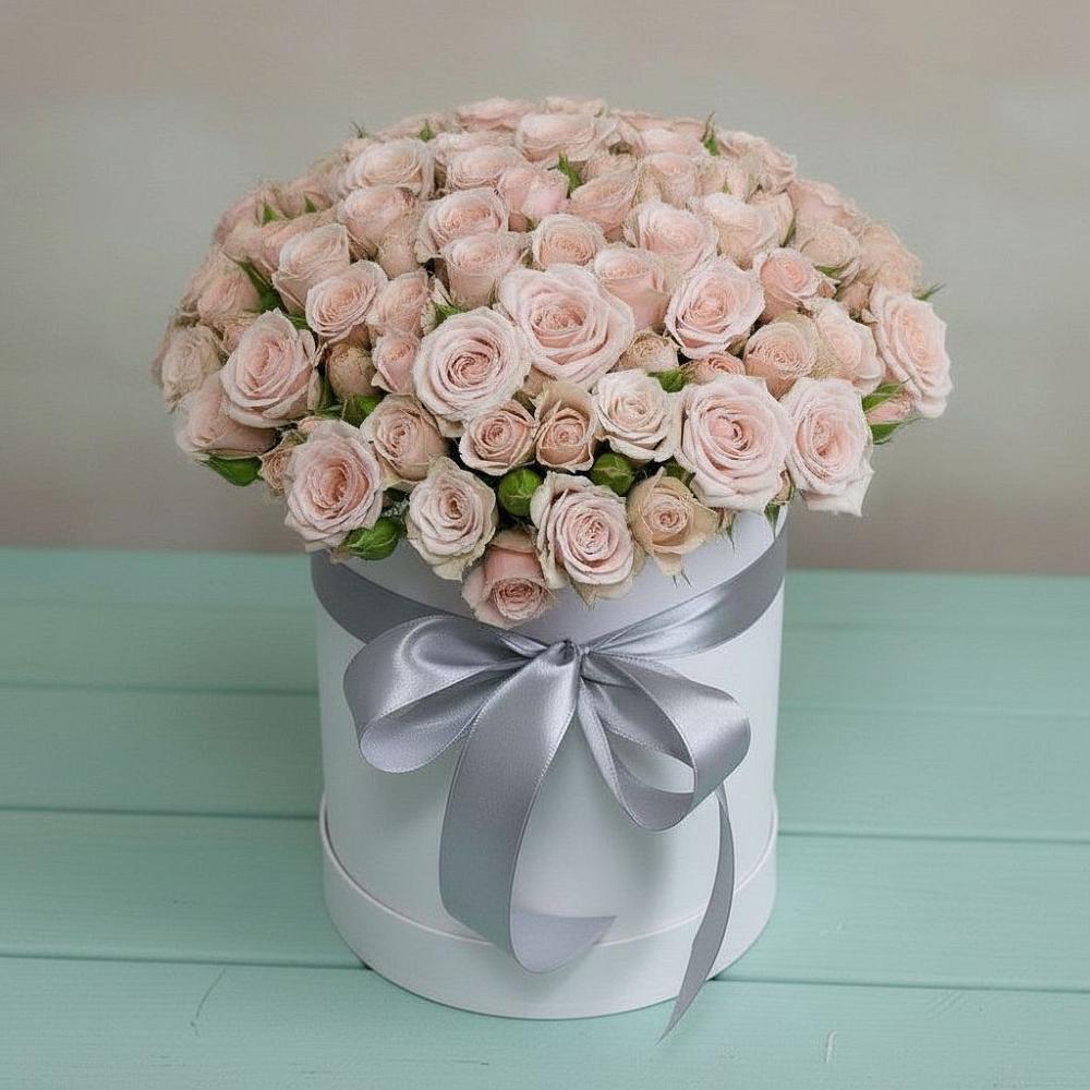 Цветочная композиция из Розы в шляпной коробке в Дракино